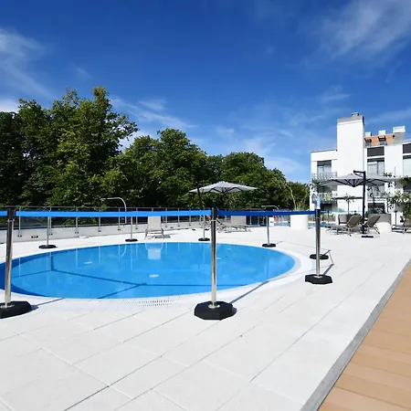 Nadmorskie Tarasy Z Basenami - Navigator Apartment Kolberg