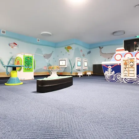 Nadmorskie Tarasy Z Basenami - Navigator Apartment Kolobrzeg