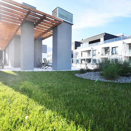 Apartment Nadmorskie Tarasy Z Basenami - Navigator