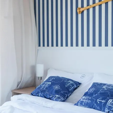 Apartment Nadmorskie Tarasy Z Basenami - Navigator