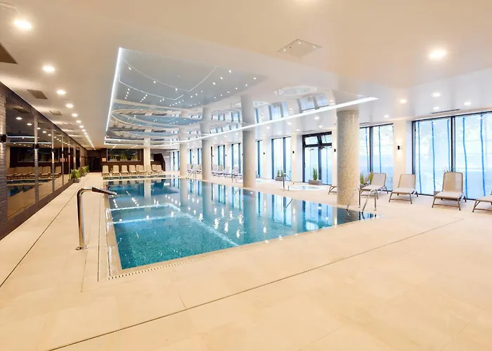 Nadmorskie Tarasy Z Basenami - Navigator Kolberg