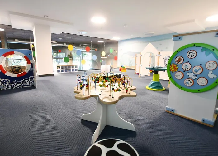 Nadmorskie Tarasy Z Basenami - Navigator *