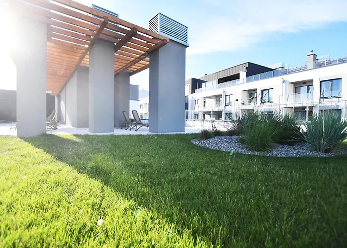 Apartment Nadmorskie Tarasy Z Basenami - Navigator