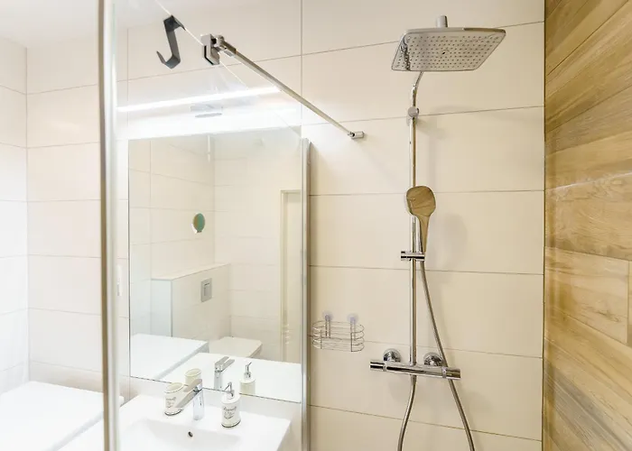 Apartment Nadmorskie Tarasy Z Basenami - Navigator *