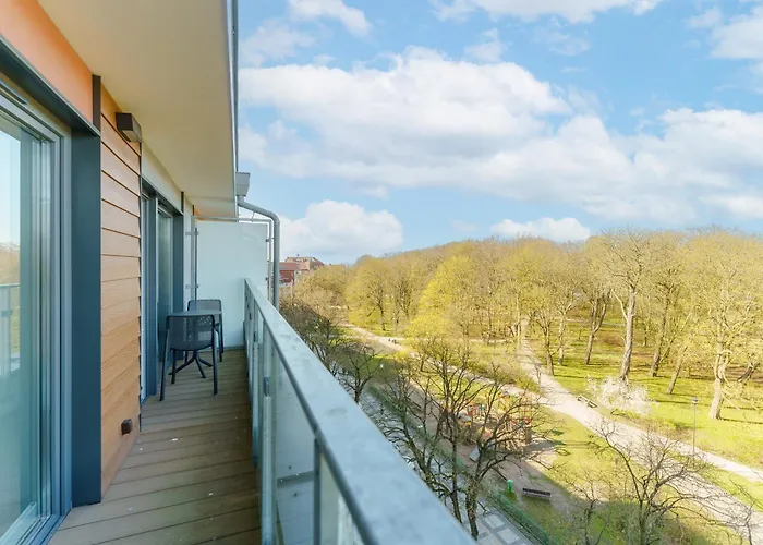 Apartment Nadmorskie Tarasy Z Basenami - Navigator *