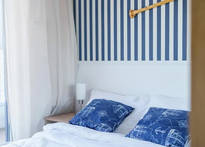 Apartment Nadmorskie Tarasy Z Basenami - Navigator